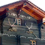 Swiss On Slopes Up To 10pax! Appartamento *